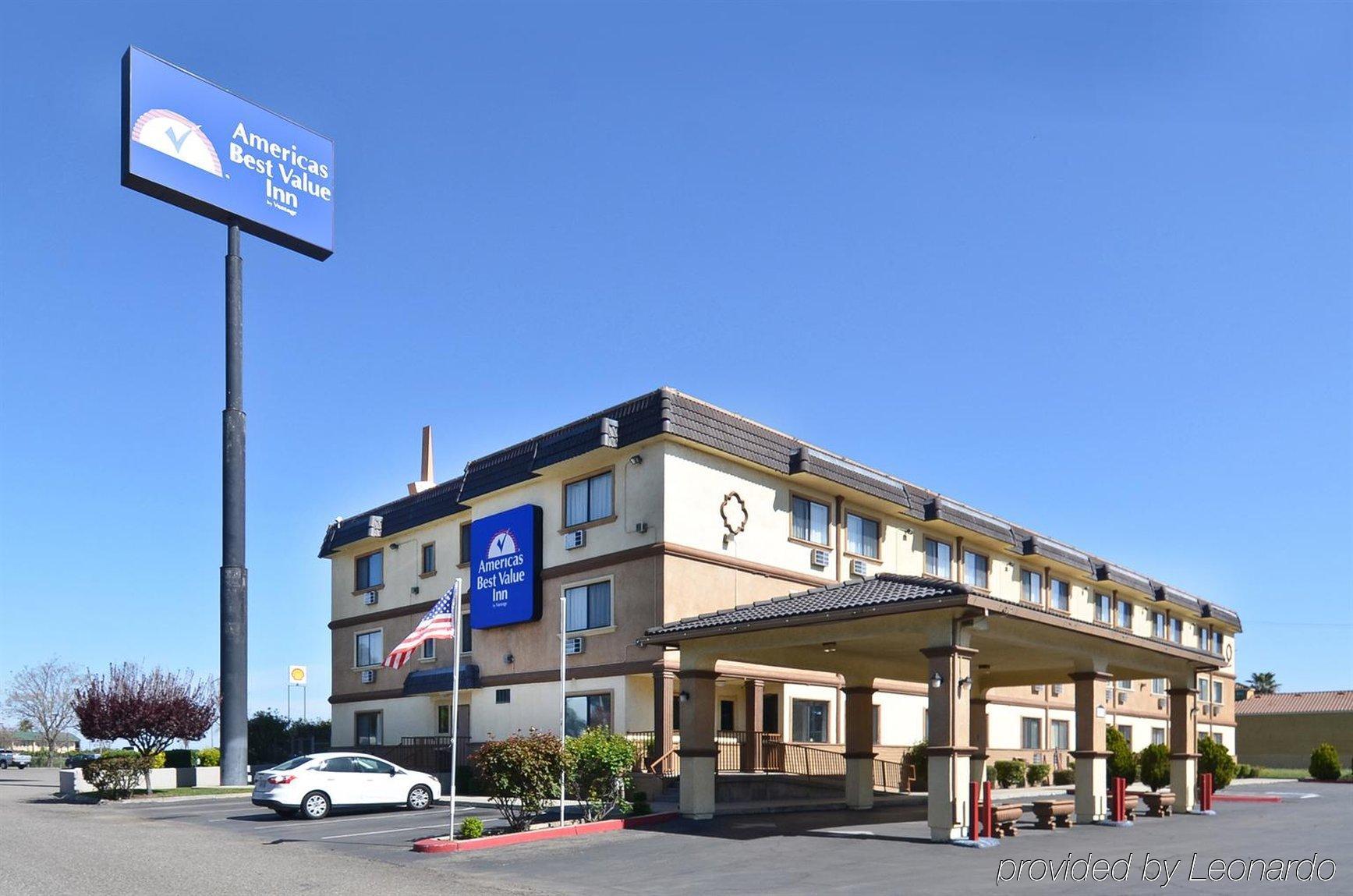 Americas Best Value Inn Stockton Buitenkant foto